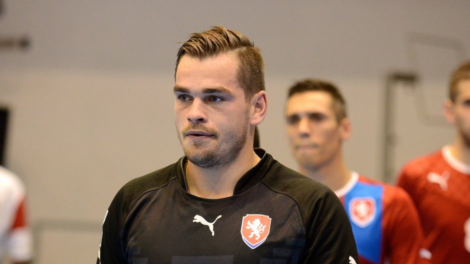 Brankář Benaga Ondřej Vahala: Abych se udržel v reprezentaci, musím si přidávat