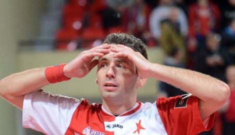Slavii nepomohla ani výměna trenéra. Váňa dal hattrick