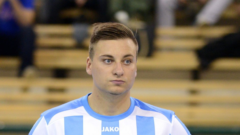Plzeňský kapitán Štverák se vážně zranil a má po sezóně