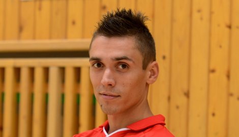 Lištván před soubojem s Benagem: Bratříčkování půjde stranou