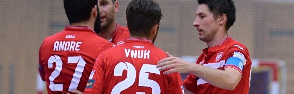FOTO: Dva hattricky a Benago porazilo Slavii 6:3