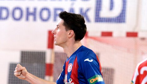 Benago si na Helas věří. Brňané chtějí body