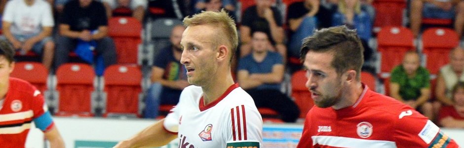 Třinec nakonec z obav o záchranu slaví postup do play off