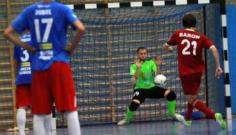 Třinec vysoko podlehl mistrovi Polska, ten bude hrát s Chrudimí