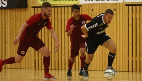 Démoni mají sílu. V pátek večer to poznala i pražská Sparta