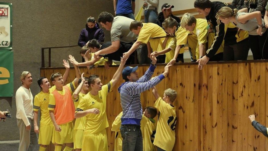 Bitvu na ostří nože podtrhl hlavičkář Jiráský