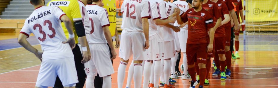 Rušný zápas s Třincem se šťastným koncem pro Helas