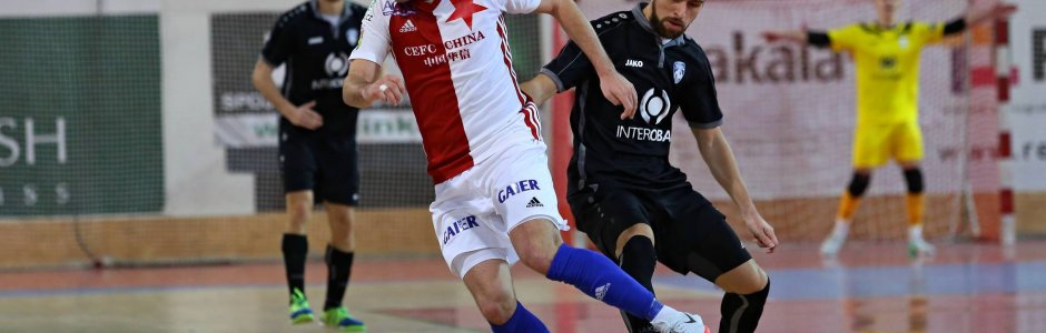 Slavia před zaplněnou halou prohrála s Plzní
