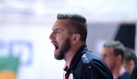 Svarog do druhé půlky sezony povede nový trenér