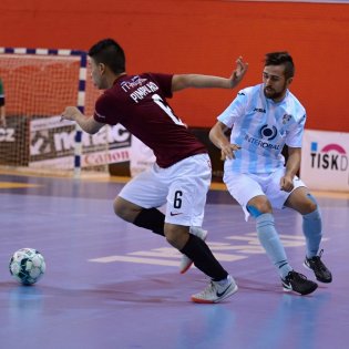 2018103-20-54-15-futsal-sparta-plzen-20181003-16.jpg