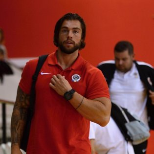 2018103-20-54-15-futsal-sparta-plzen-20181003-28.jpg