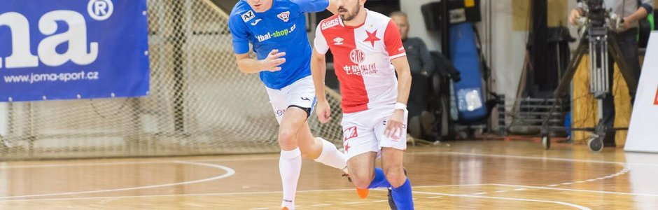 Slávisté dál válí. V televizním utkání vyhráli na Helasu