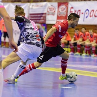 20190218-18-08-27-futsal-chrudim-bazooka-20190218-14.jpg