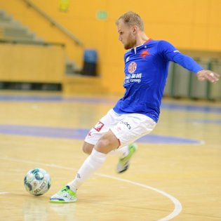 20190415-21-37-50-futsal-plzen-slavia-20190415-2.jpg