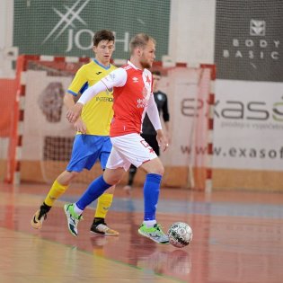 20190417-21-04-35-futsal-slavia-plzen-20190417-1.jpg
