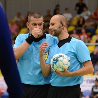 20190425-21-43-03-futsal-teplice-slavia-20190425-18.jpg