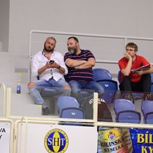 20190425-21-43-03-futsal-teplice-slavia-20190425-8.jpg