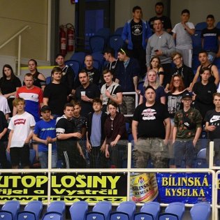 20190425-21-43-03-futsal-teplice-slavia-20190425-9.jpg