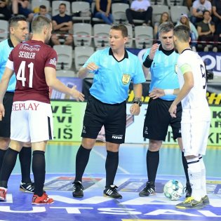 20190426-21-38-55-futsal-sparta-chrudim-20190426-1.jpg