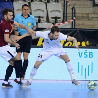 20190426-21-38-55-futsal-sparta-chrudim-20190426-3.jpg
