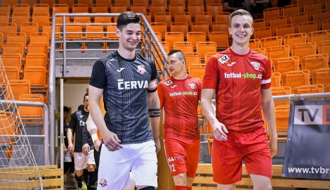 Helas dostal futsalovou lekci od Teplic