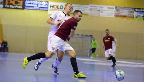 Kde sledovat středeční semifinále Chrudim vs. Sparta?