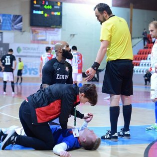2019055-21-37-55-futsal-slavia-teplice-20190505-17.jpg