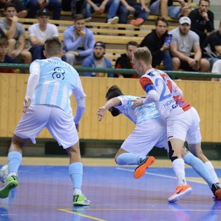 20190913-21-02-59-futsal-plzen-slavia-20190913-11.jpg