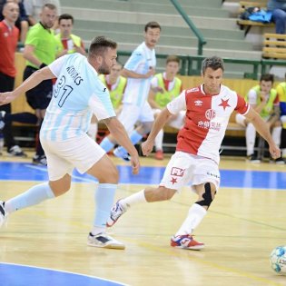 20190913-21-02-59-futsal-plzen-slavia-20190913-2.jpg