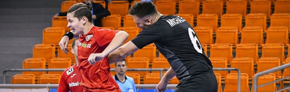 Helas doma získal důležité tři body s Nejzbachem