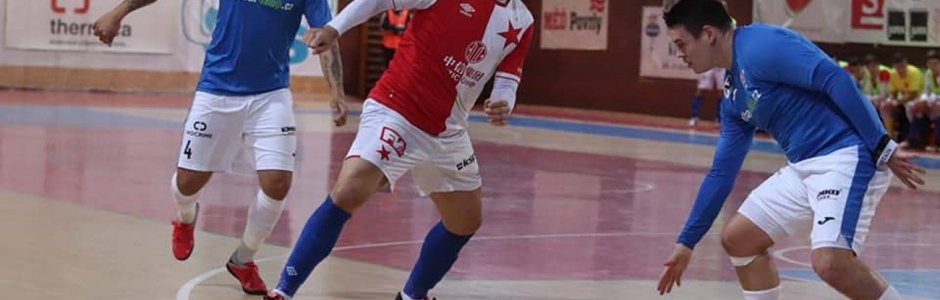 Dva hattricky zajistily Slavii výhru nad Helasem