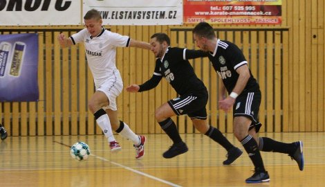 Chrudim potvrdila pověst favorita a nenechala Démonům ani bod