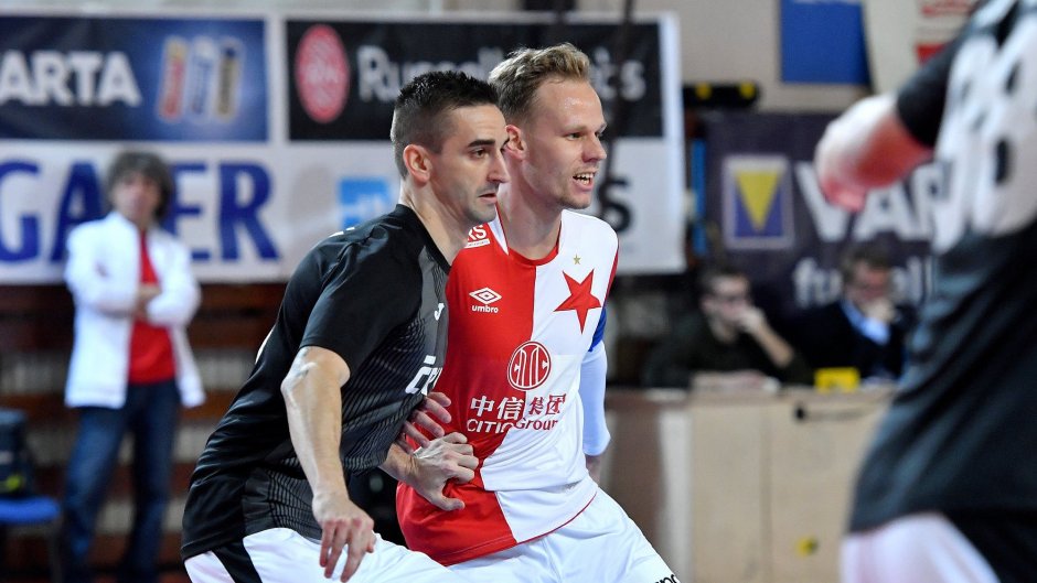 Jiří Novotný: Napůl se futsal hrát nedá