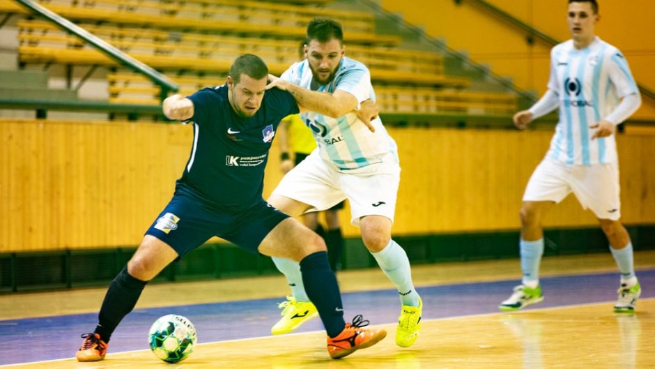 Do Nového roku jde Plzeň ve špičce tabulky, Hodonín dostal 13 branek