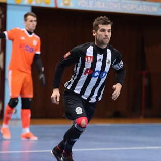 2019125-21-16-30-futsal-dynamo-melnik-20191205-3.jpg
