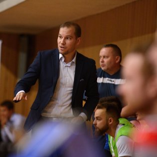 2019125-21-16-30-futsal-dynamo-melnik-20191205-4.jpg