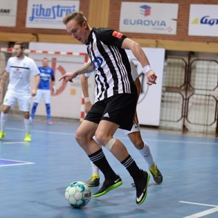 2019125-21-16-30-futsal-dynamo-melnik-20191205-8.jpg