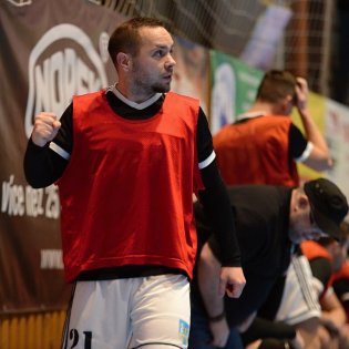 20200210-20-47-48-futsal-nejzbach-demoni-20200210-12.jpg