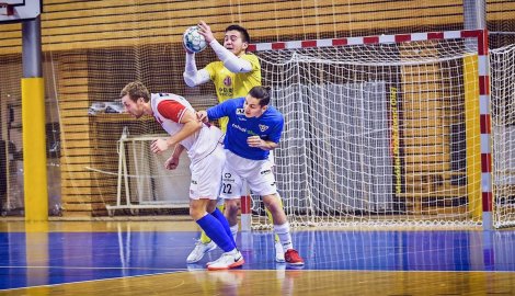 Zápas na Helasu rozhodl brankář Slavie Žežulka