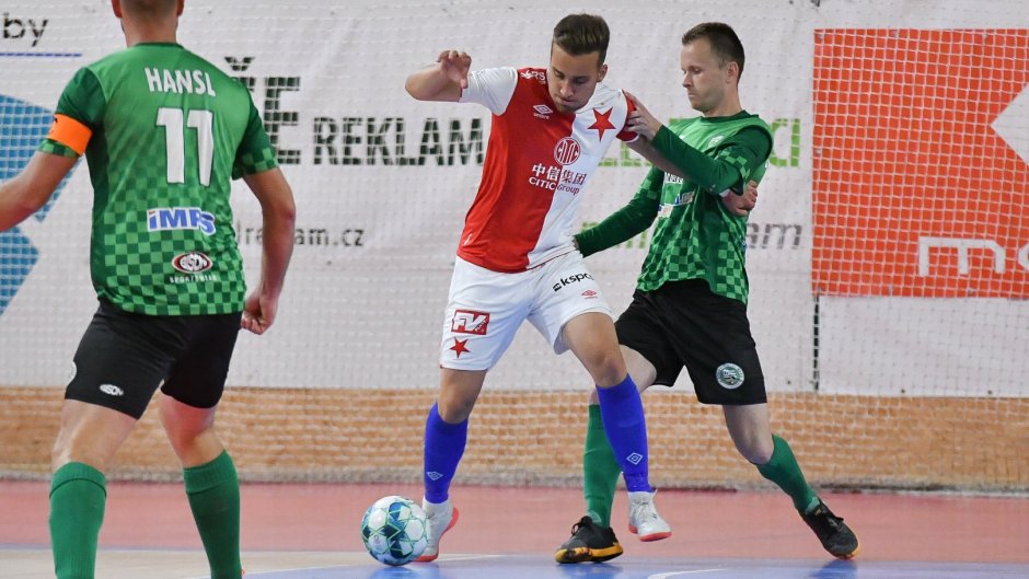 Slavia nastřílela Vlkům sedm branek