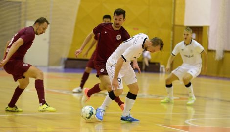 TV UTKÁNÍ: Fanoušci futsalu uvidí bitvu rivalů. Do Chrudimi přijede Sparta