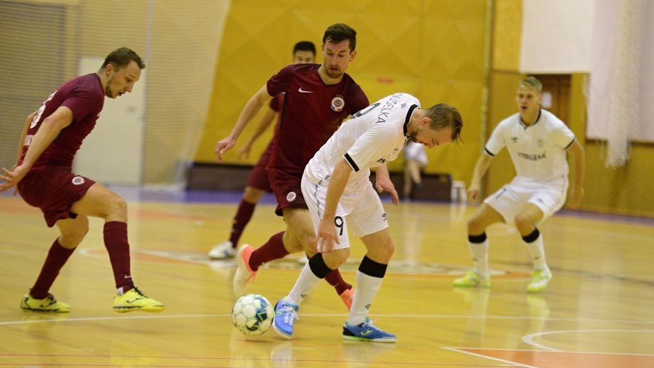 TV UTKÁNÍ: Fanoušci futsalu uvidí bitvu rivalů. Do Chrudimi přijede Sparta