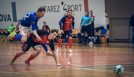 Slavia sestřelila Helas hned v úvodu