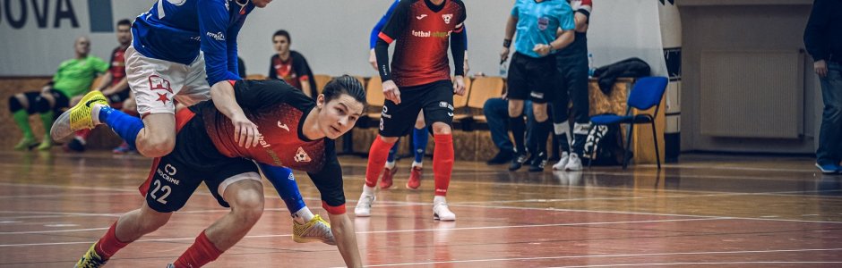 Slavia sestřelila Helas hned v úvodu