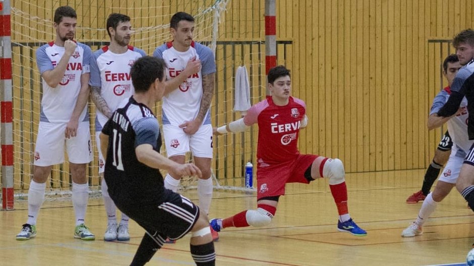 Démoni dále marně čekají na letošní první bod