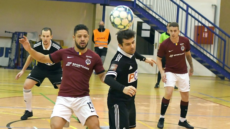 Futsalisté Dynama marně stahovali náskok proti Spartě