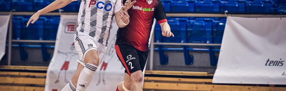 Duel Helasu s Dynamem rozhodl Ivan Šarközy