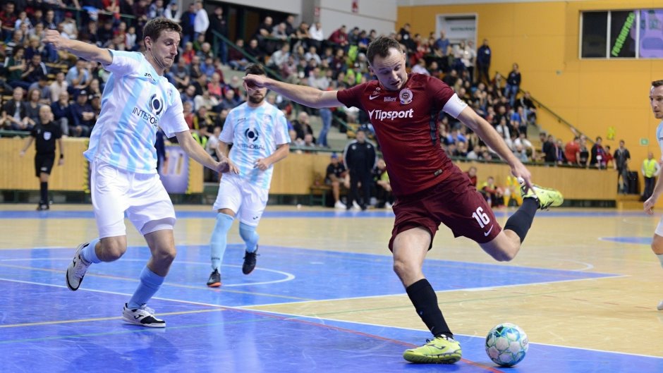 TELEVIZNÍ ZÁPAS: Sparta míří do Plzně se sérií osmi výher v řadě