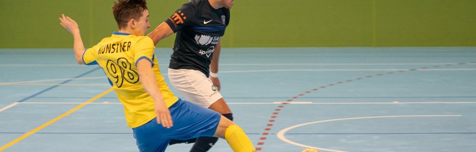 Ubojovaná výhra Plzně v Mělníku, Michal Holý znovu třígólový