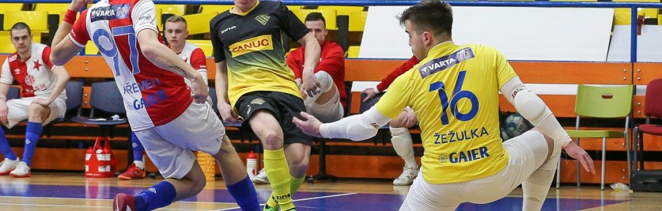 Rapid smazal čtyřbrankovou ztrátu a získal s favorizovanou Slavií bod
